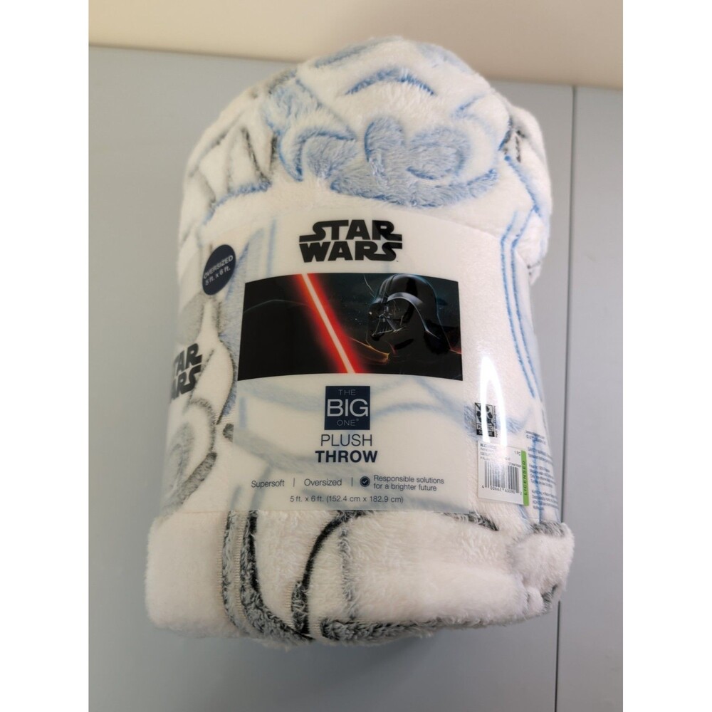 The Big One Star Wars Stormtroopers Oversized Plush Throw 5ft x 6ft